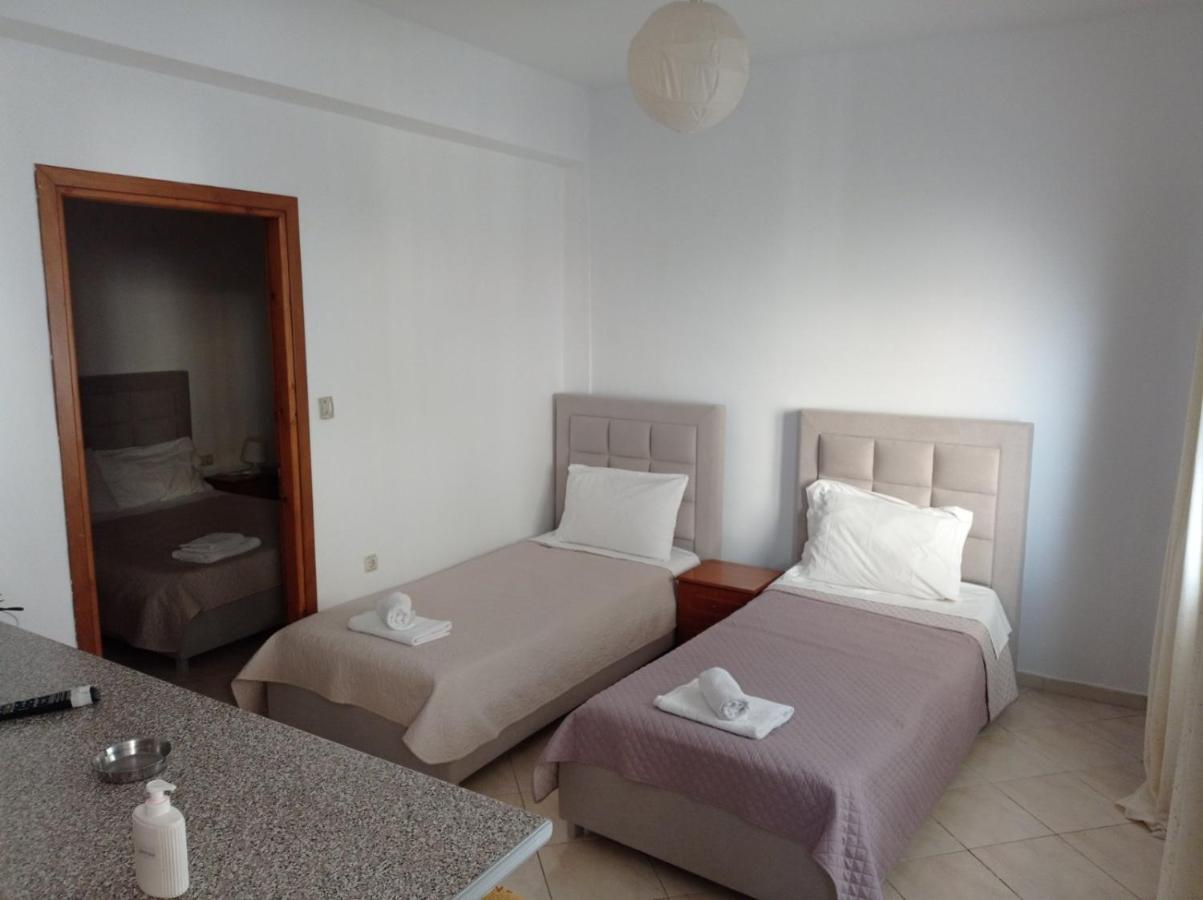 Achilles Apartments Saranda Kültér fotó