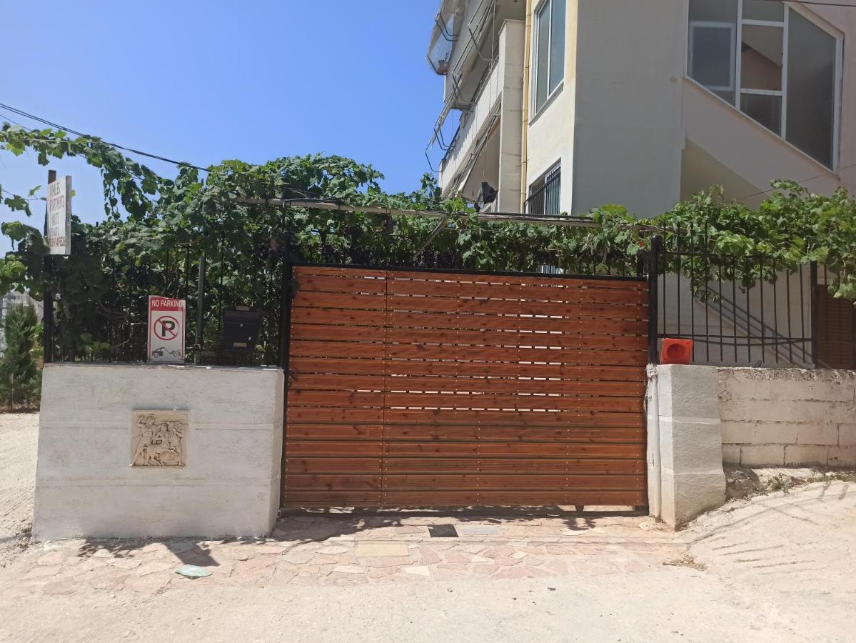 Achilles Apartments Saranda Kültér fotó