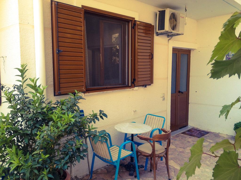 Achilles Apartments Saranda Kültér fotó